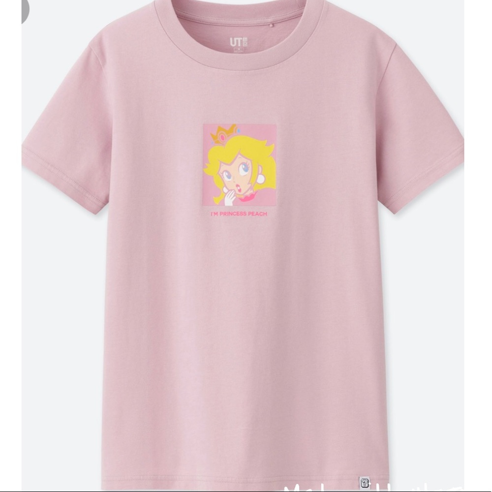 Uniqlo Super Mario princess peach tee
